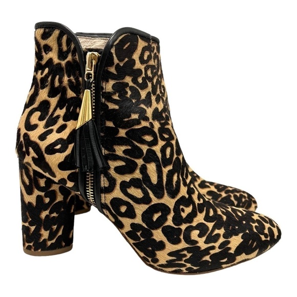 Louise et Cie Zirelle Leather Calf Hair Animal Print Cylinder Heel Booties 10/42 - Picture 1 of 15